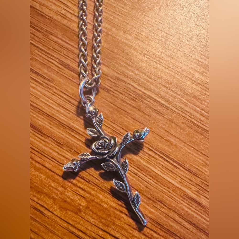 James Avery Rosebud Cross Pendant Necklace.